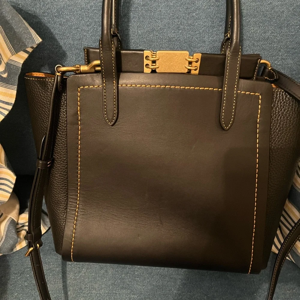 Coach tote